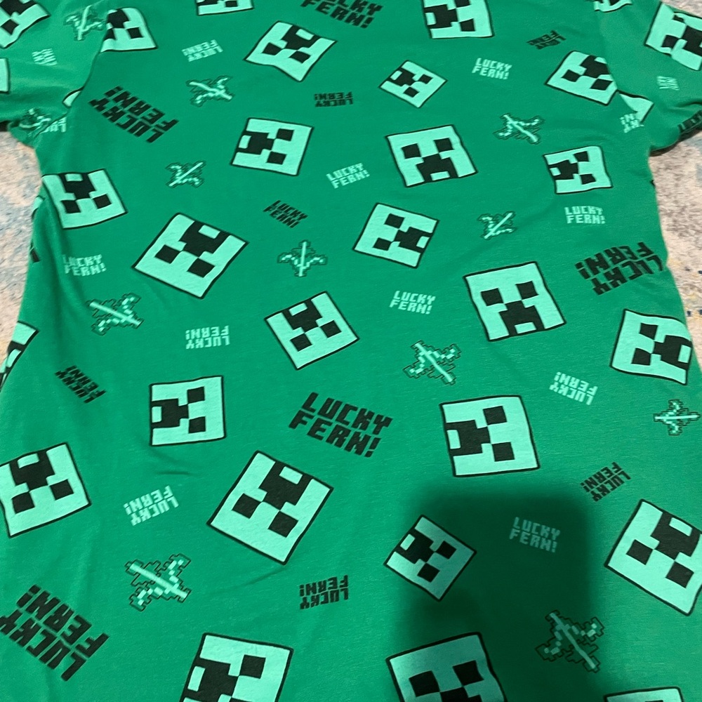 Green Graphic T-Shirt with Pixel Art mincraft